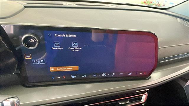 new 2026 Chevrolet Traverse car, priced at $44,549