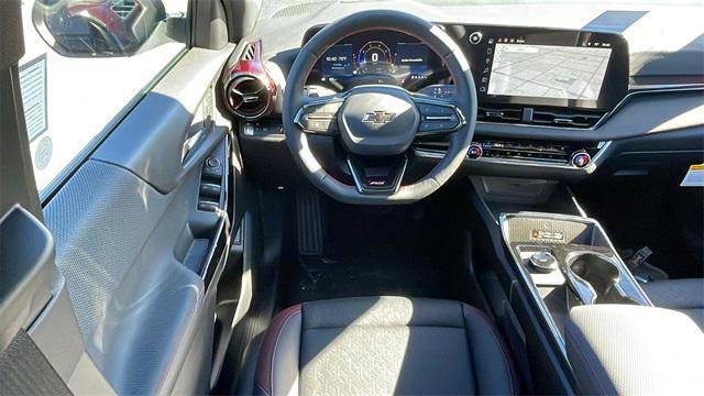 new 2026 Chevrolet Equinox car, priced at $32,110