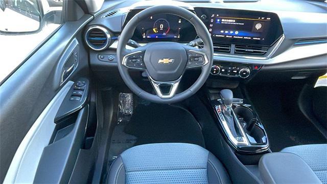 new 2025 Chevrolet Trax car, priced at $21,880