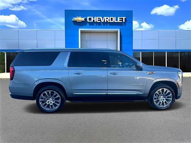 used 2025 GMC Yukon XL car, priced at $70,552