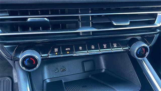 used 2025 Chevrolet Traverse car, priced at $52,297