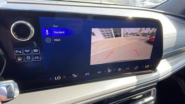 used 2025 Chevrolet Traverse car, priced at $36,750