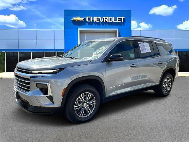 used 2025 Chevrolet Traverse car, priced at $36,750