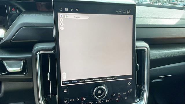 used 2025 GMC Yukon XL car, priced at $69,976