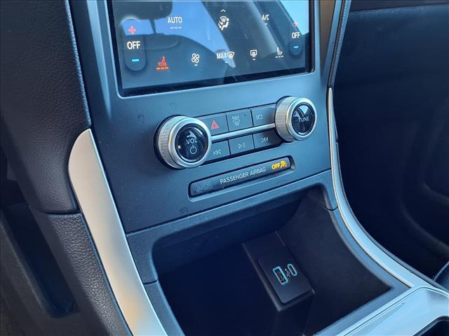 used 2024 Ford Edge car, priced at $23,977