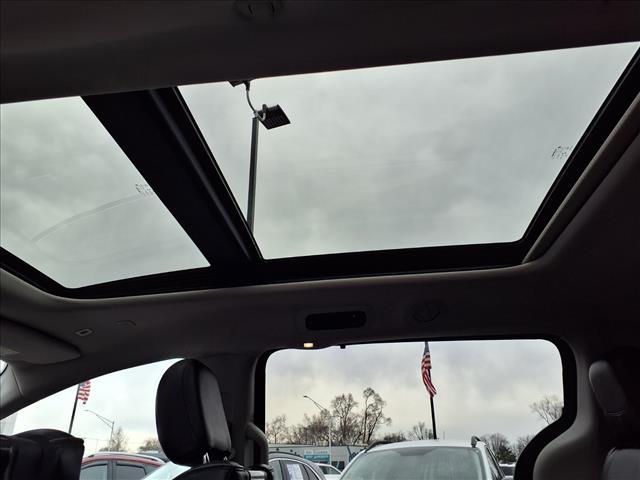 used 2019 Chrysler Pacifica car, priced at $15,975