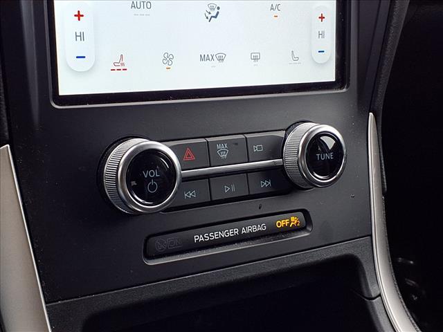 used 2024 Ford Edge car, priced at $22,876