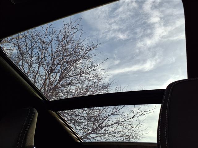 used 2024 Volvo XC40 car, priced at $22,984