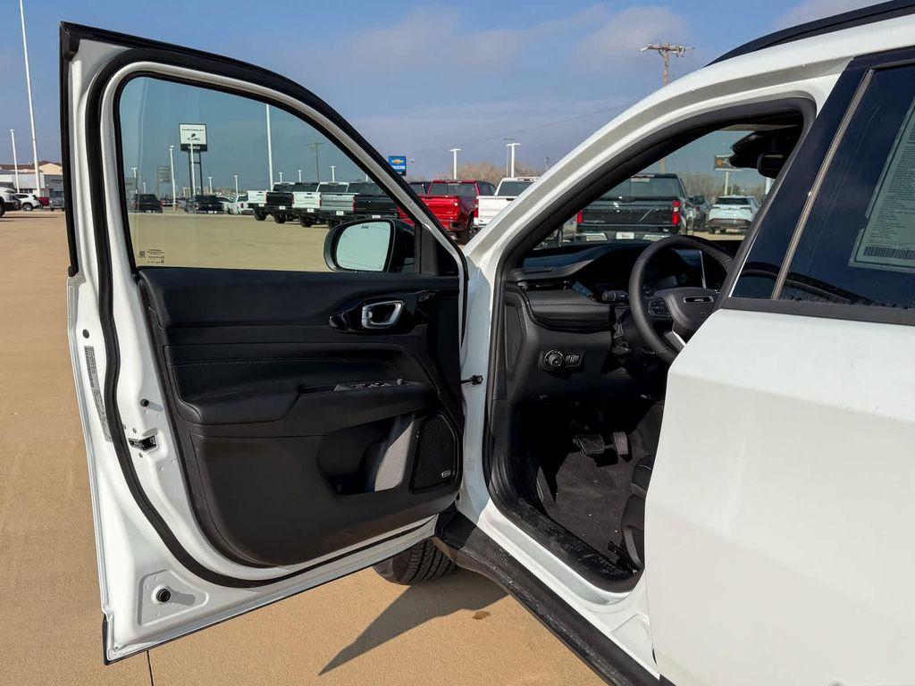 new 2025 Jeep Compass car, priced at $35,910