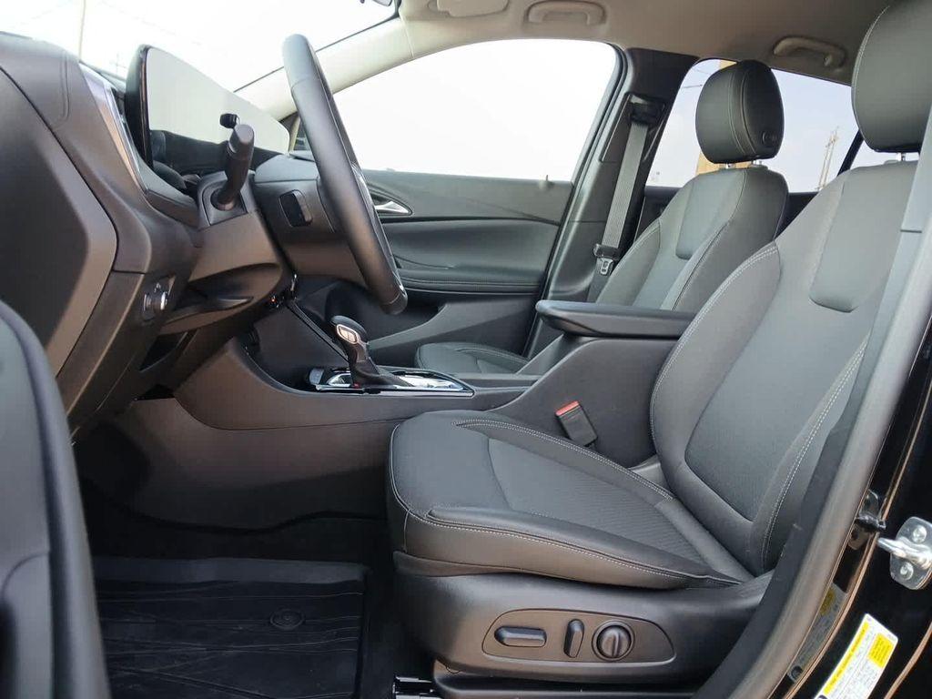 used 2025 Buick Encore GX car, priced at $25,499