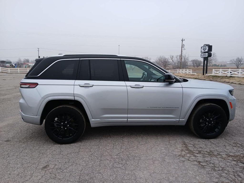 used 2022 Jeep Grand Cherokee 4xe car, priced at $35,919