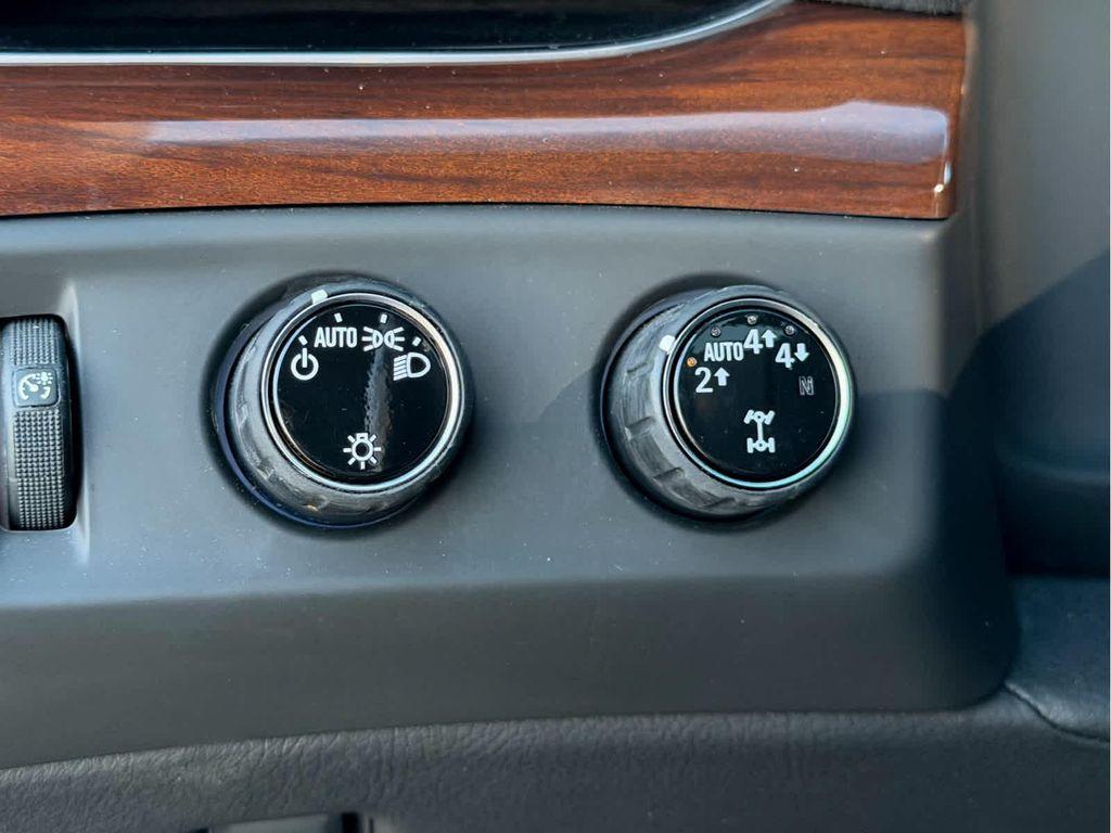 used 2019 Cadillac Escalade ESV car, priced at $31,997