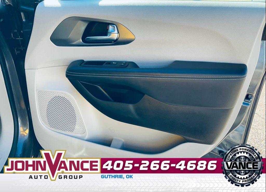 used 2023 Chrysler Pacifica car, priced at $23,998