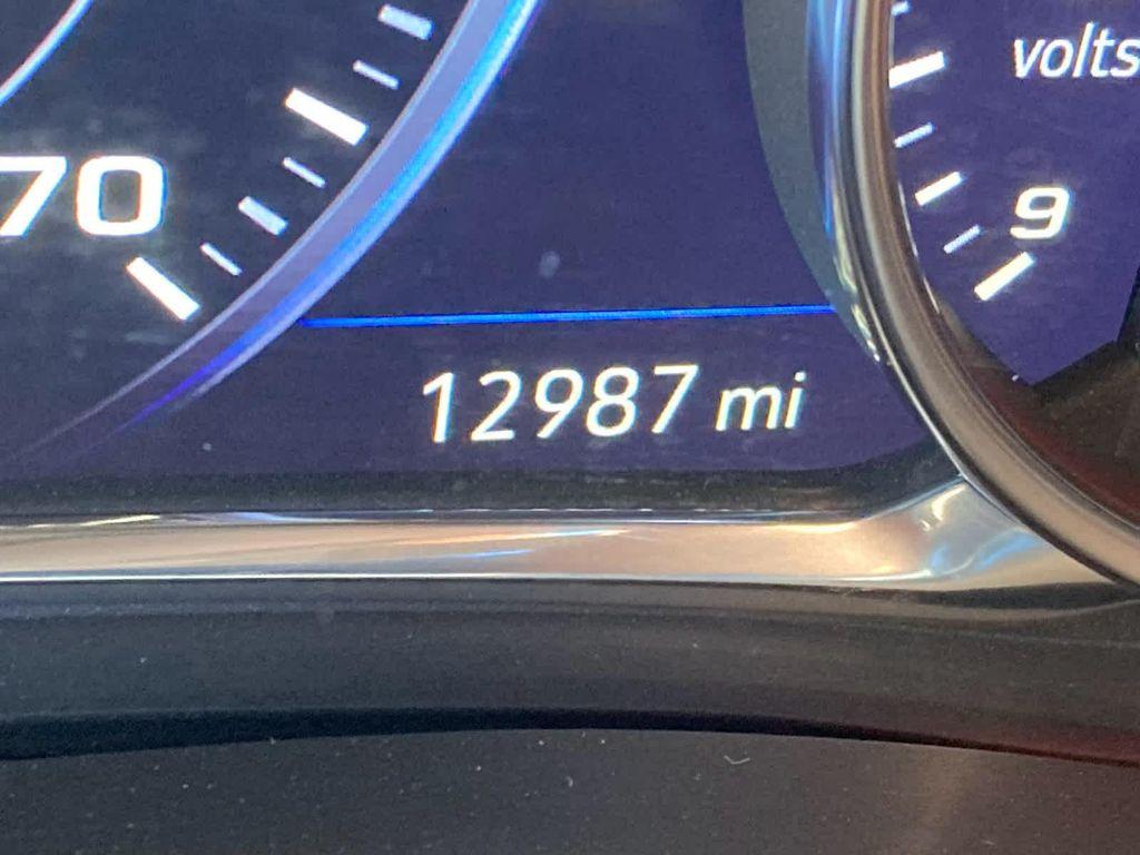 used 2023 Chevrolet Traverse car, priced at $40,299