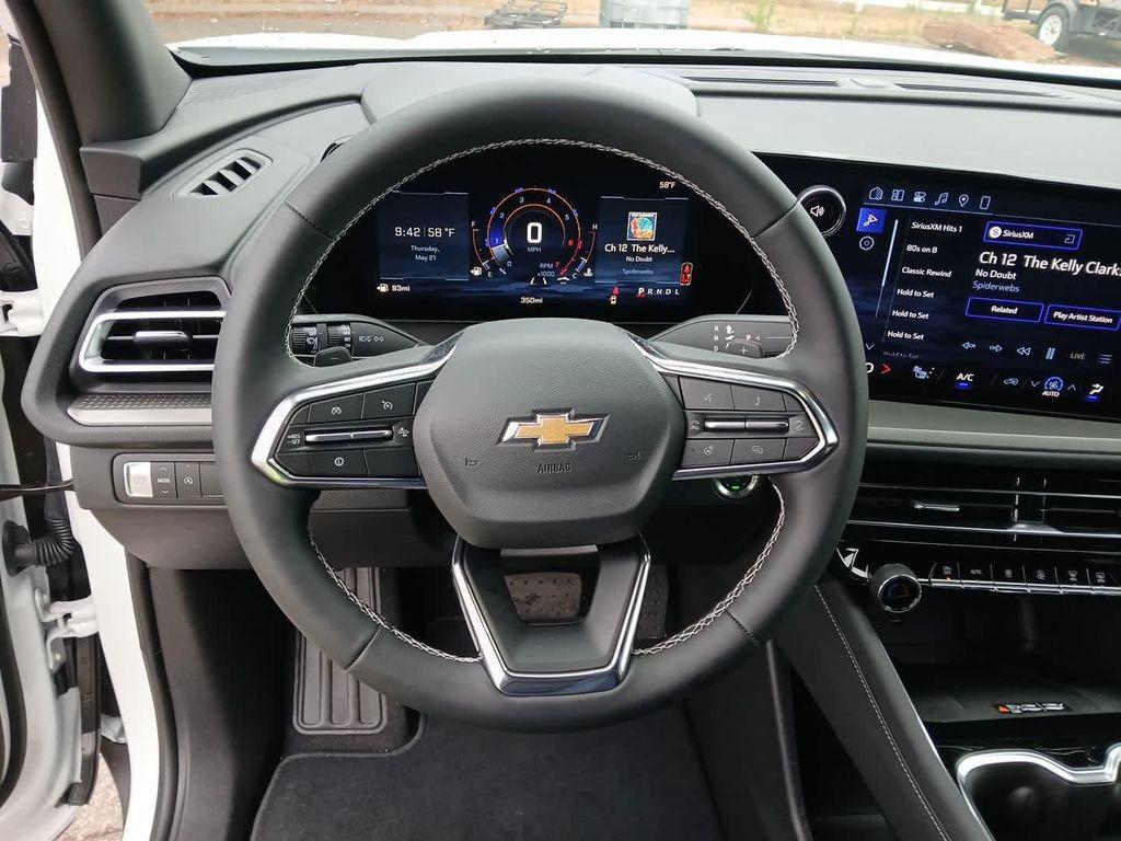 new 2026 Chevrolet Traverse car, priced at $47,029