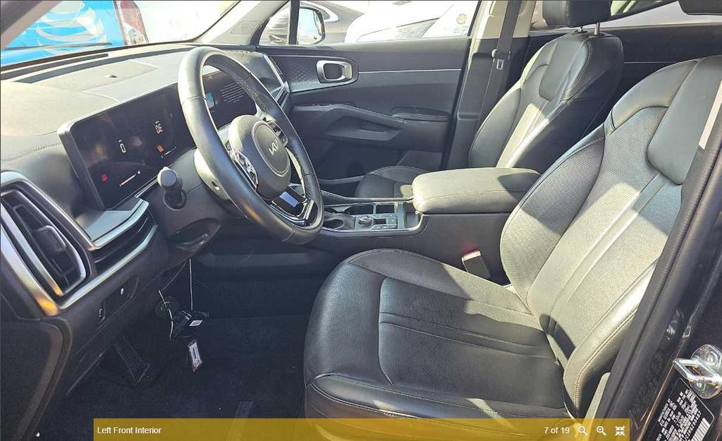 used 2024 Kia Sorento car, priced at $28,367