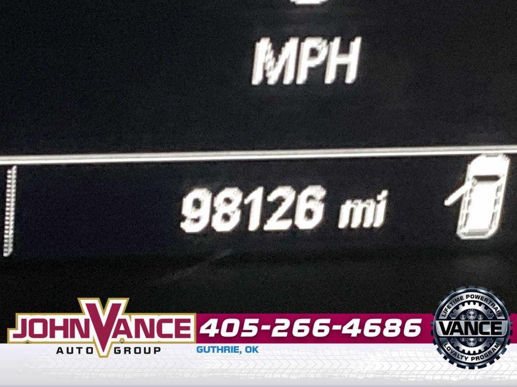 used 2021 Chevrolet Traverse car, priced at $17,000