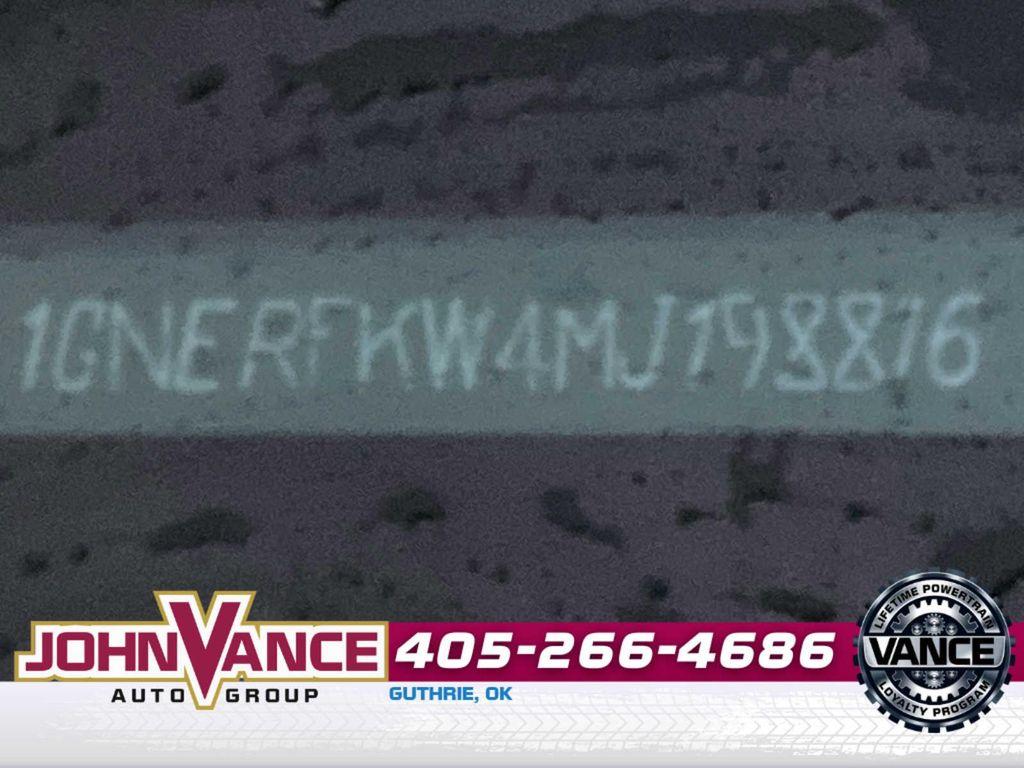 used 2021 Chevrolet Traverse car, priced at $17,000