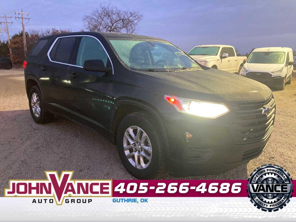 used 2021 Chevrolet Traverse car, priced at $17,000