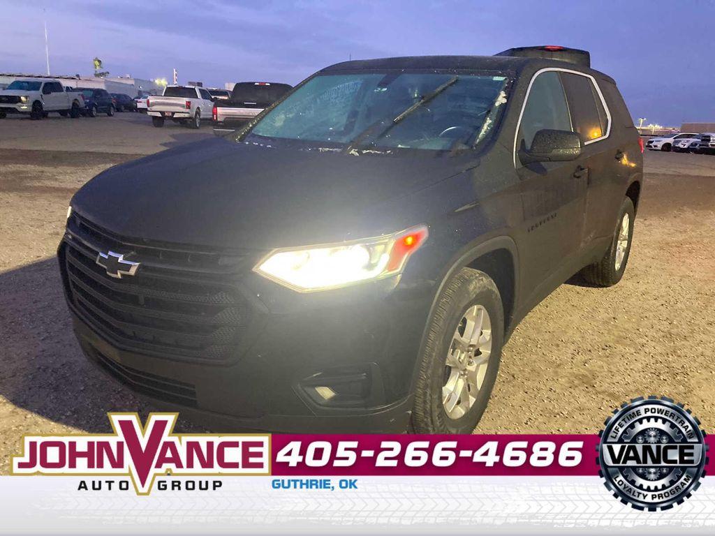 used 2021 Chevrolet Traverse car, priced at $17,000