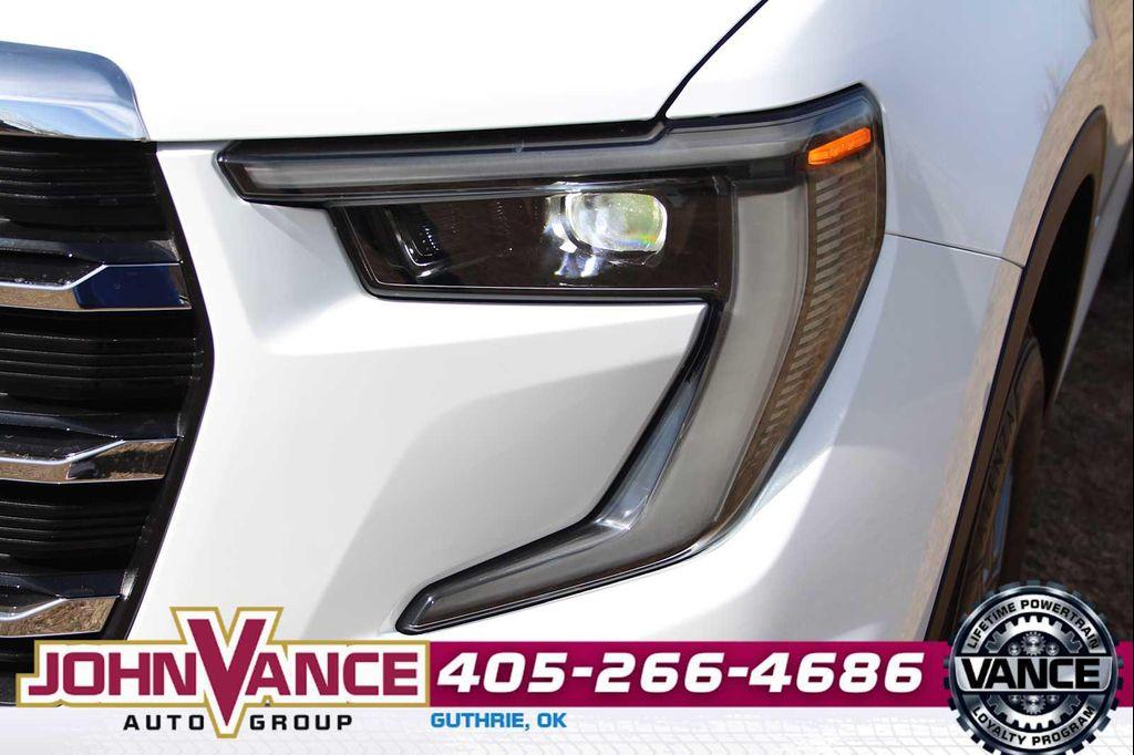 used 2025 GMC Acadia car, priced at $35,000