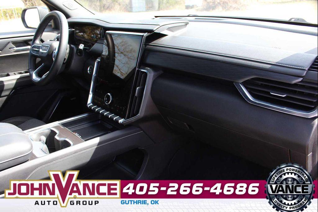 used 2025 GMC Acadia car, priced at $35,000