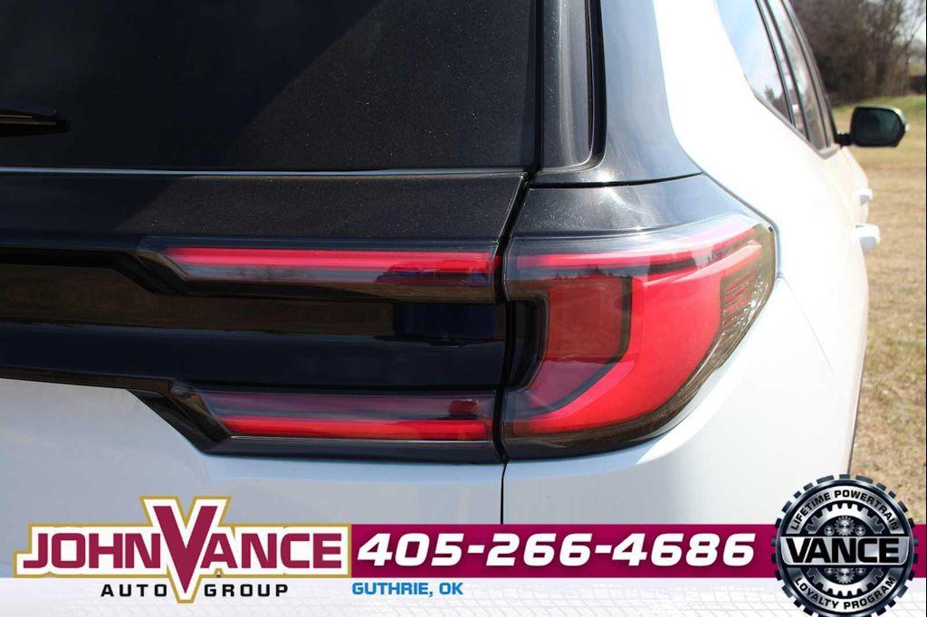 used 2025 GMC Acadia car, priced at $35,000