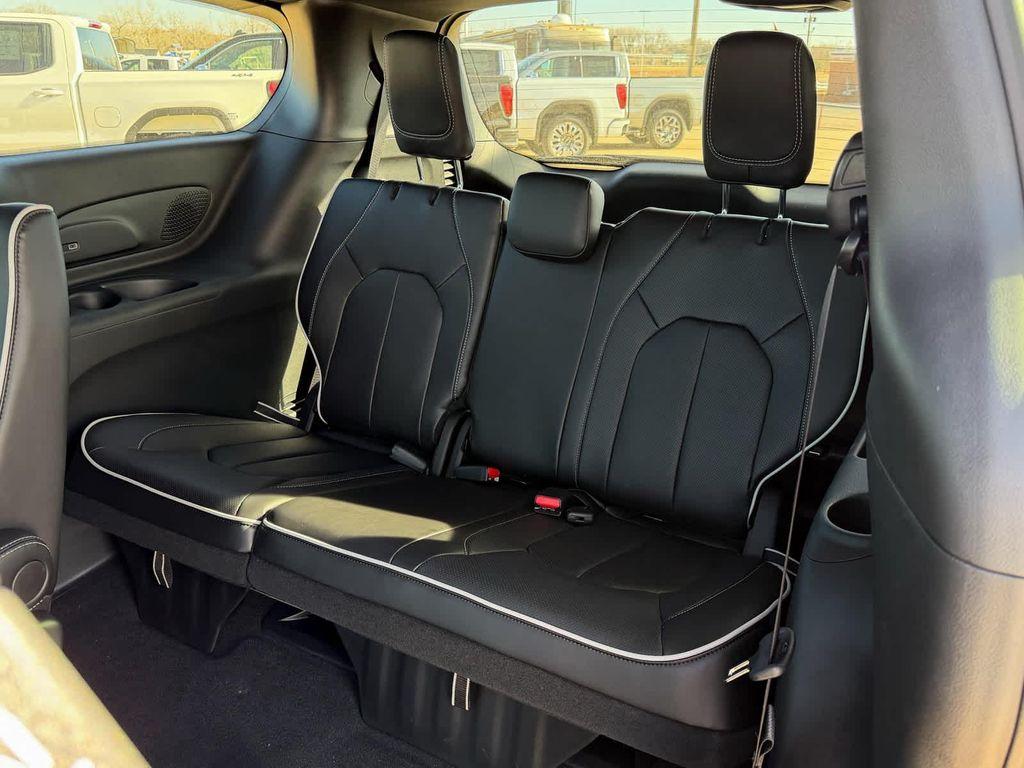 new 2026 Chrysler Pacifica car, priced at $51,075