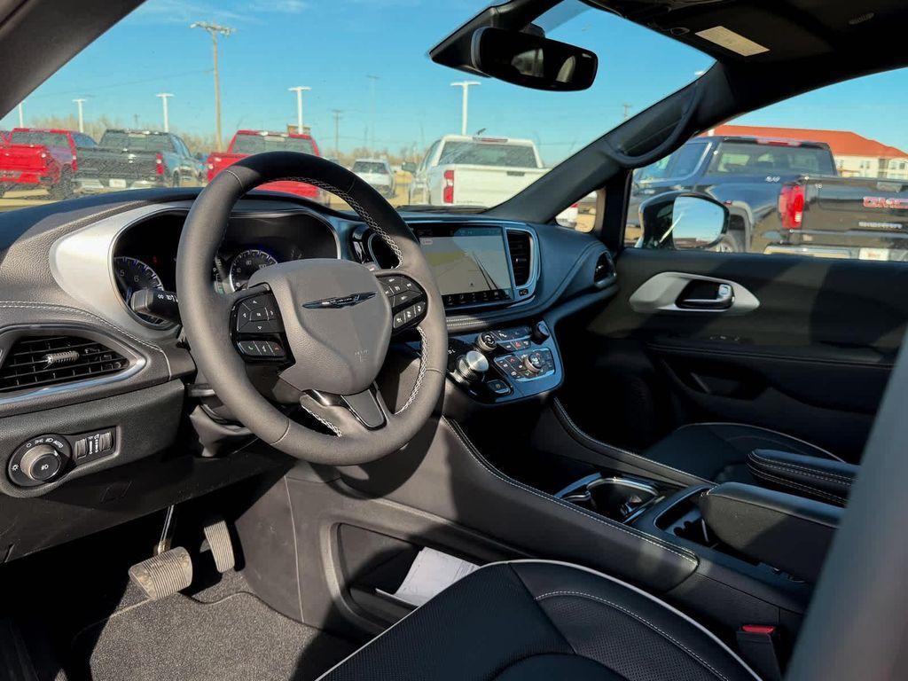 new 2026 Chrysler Pacifica car, priced at $51,075