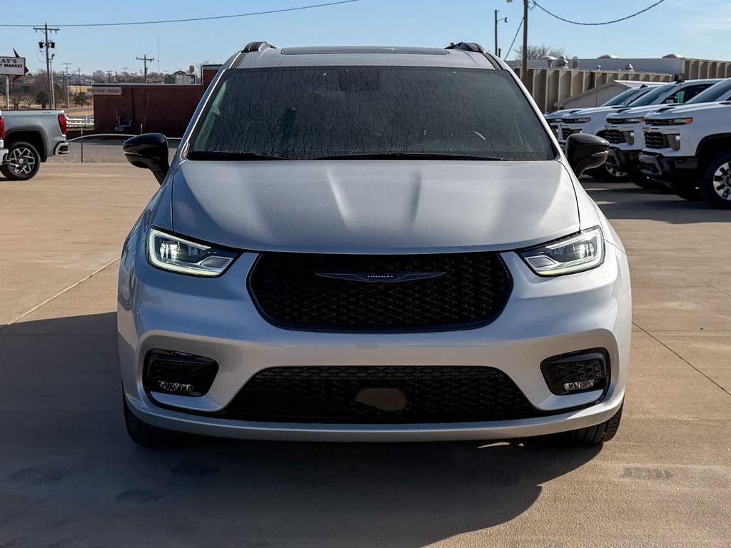 new 2026 Chrysler Pacifica car, priced at $51,075