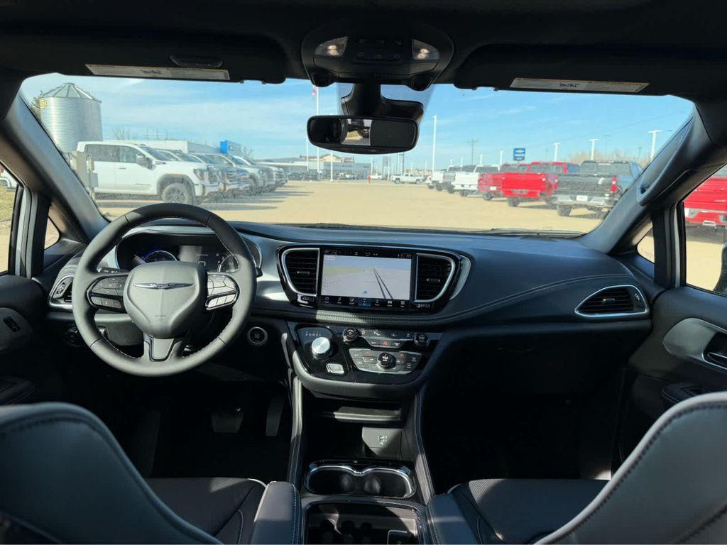 new 2026 Chrysler Pacifica car, priced at $51,075