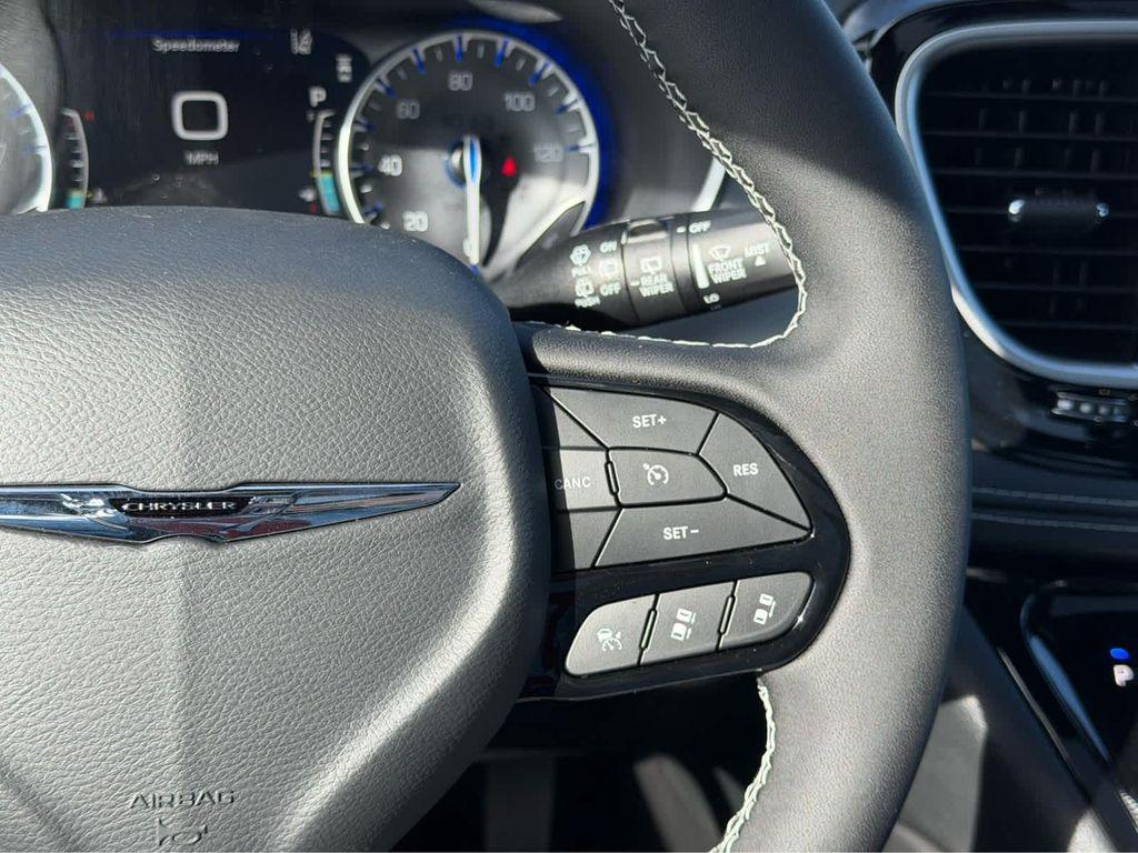 new 2026 Chrysler Pacifica car, priced at $51,075