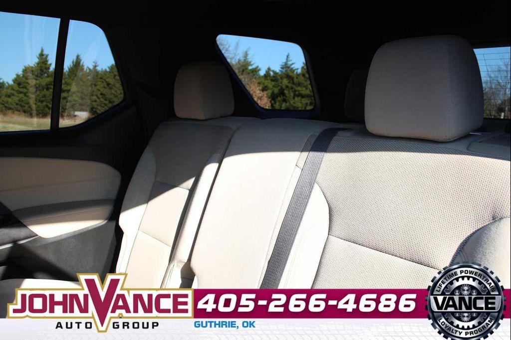 used 2023 Chevrolet Traverse car, priced at $23,950