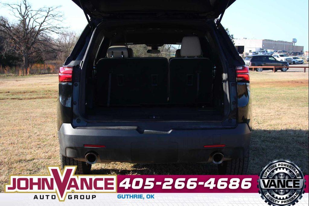 used 2023 Chevrolet Traverse car, priced at $23,950