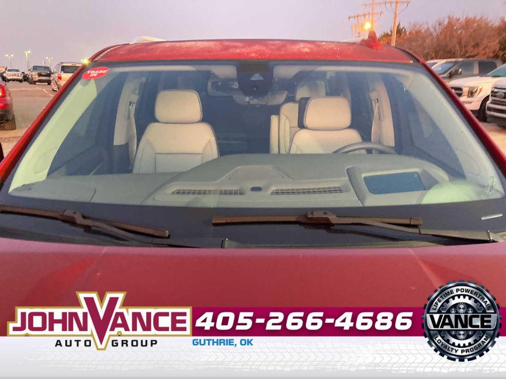 used 2022 GMC Yukon car, priced at $55,877