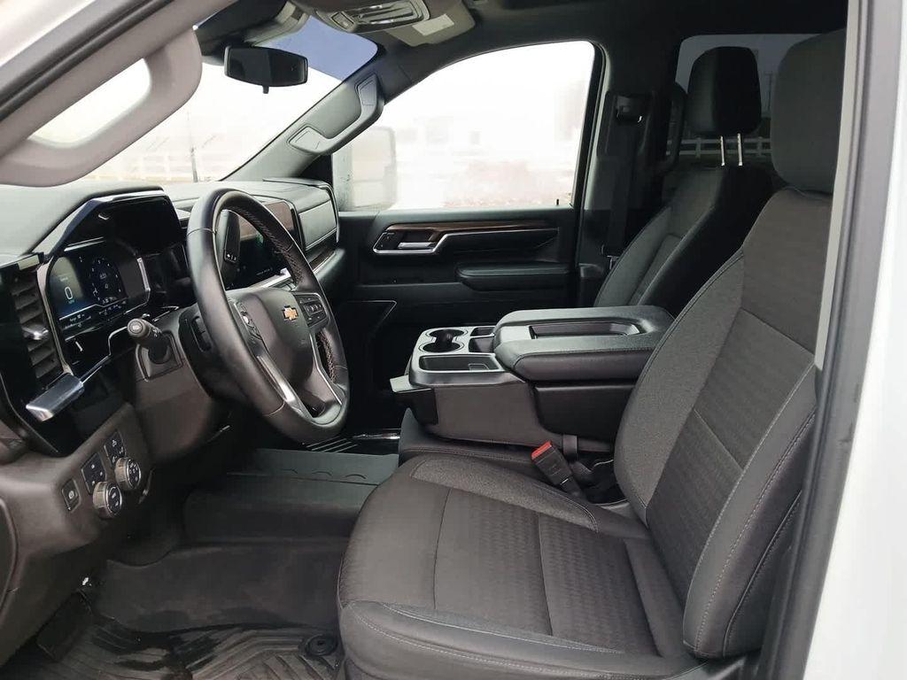 used 2024 Chevrolet Silverado 2500 car, priced at $45,917