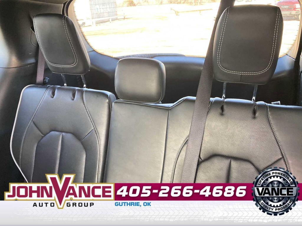 used 2025 Chrysler Pacifica car, priced at $37,857