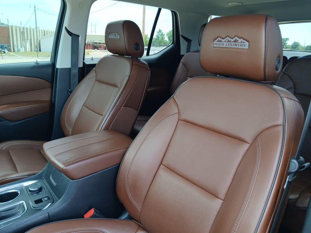 used 2020 Chevrolet Traverse car, priced at $24,981