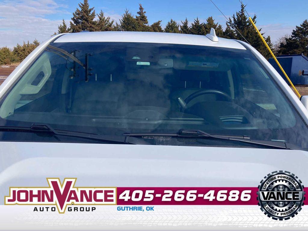 used 2017 GMC Yukon car, priced at $20,388