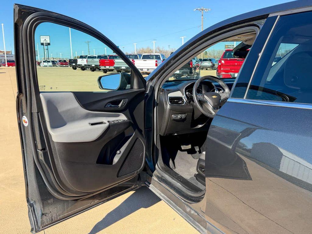 used 2020 Chevrolet Equinox car, priced at $18,996