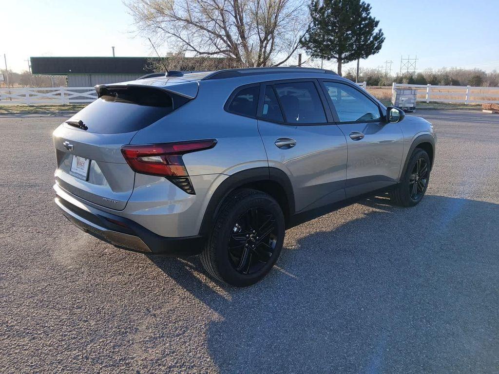 new 2026 Chevrolet Trax car, priced at $28,925