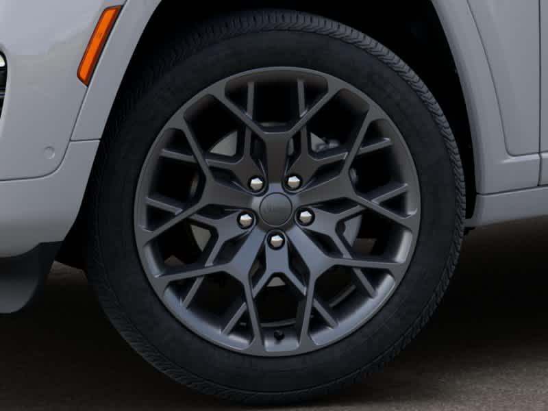 new 2025 Jeep Grand Cherokee car, priced at $65,402