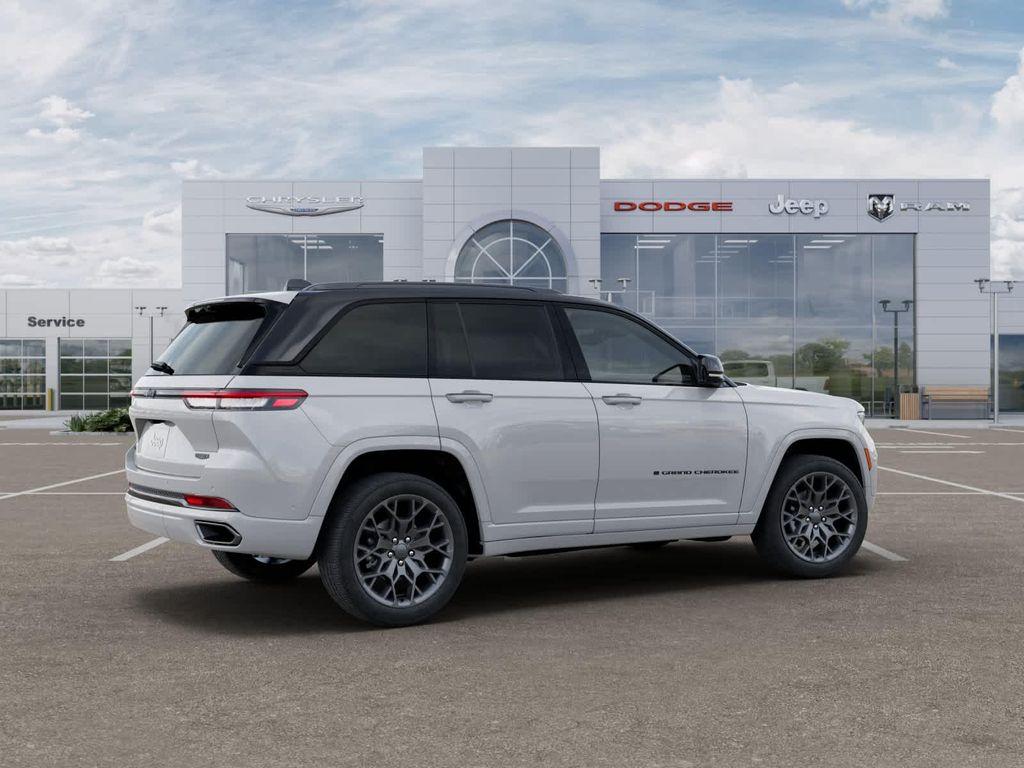 new 2025 Jeep Grand Cherokee car, priced at $65,402