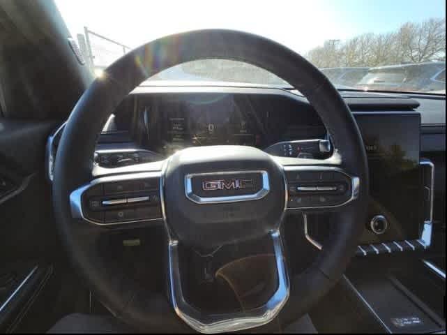 used 2025 GMC Acadia car, priced at $34,701