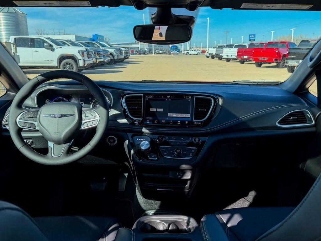 new 2026 Chrysler Pacifica car, priced at $48,959