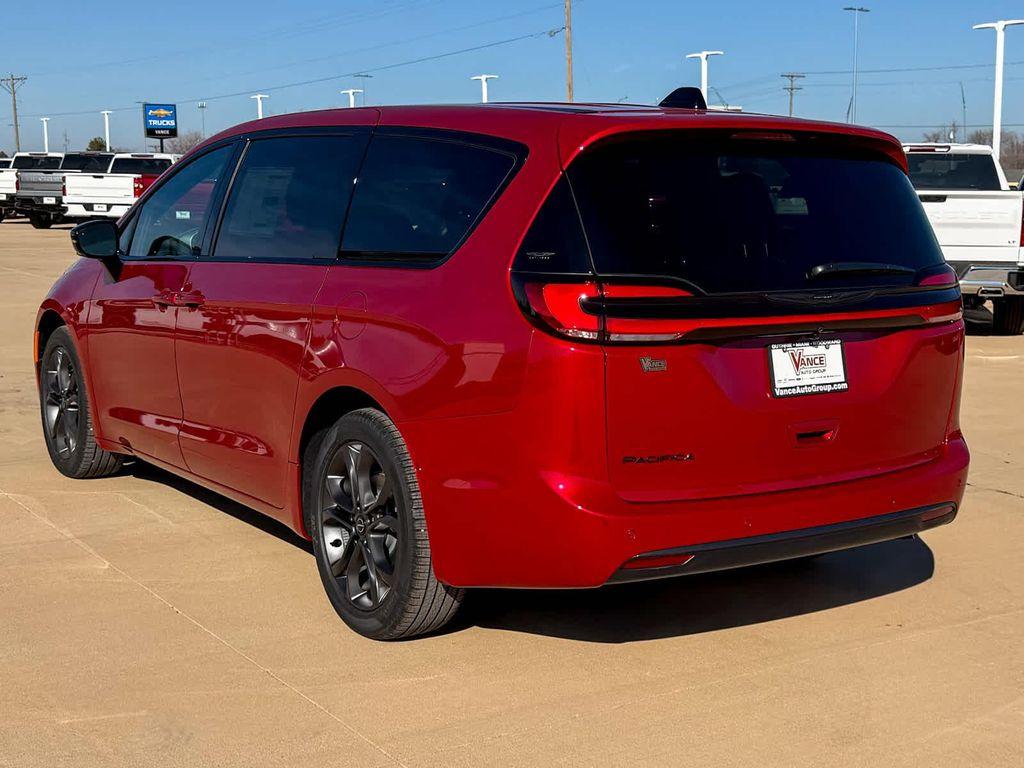 new 2026 Chrysler Pacifica car, priced at $48,959