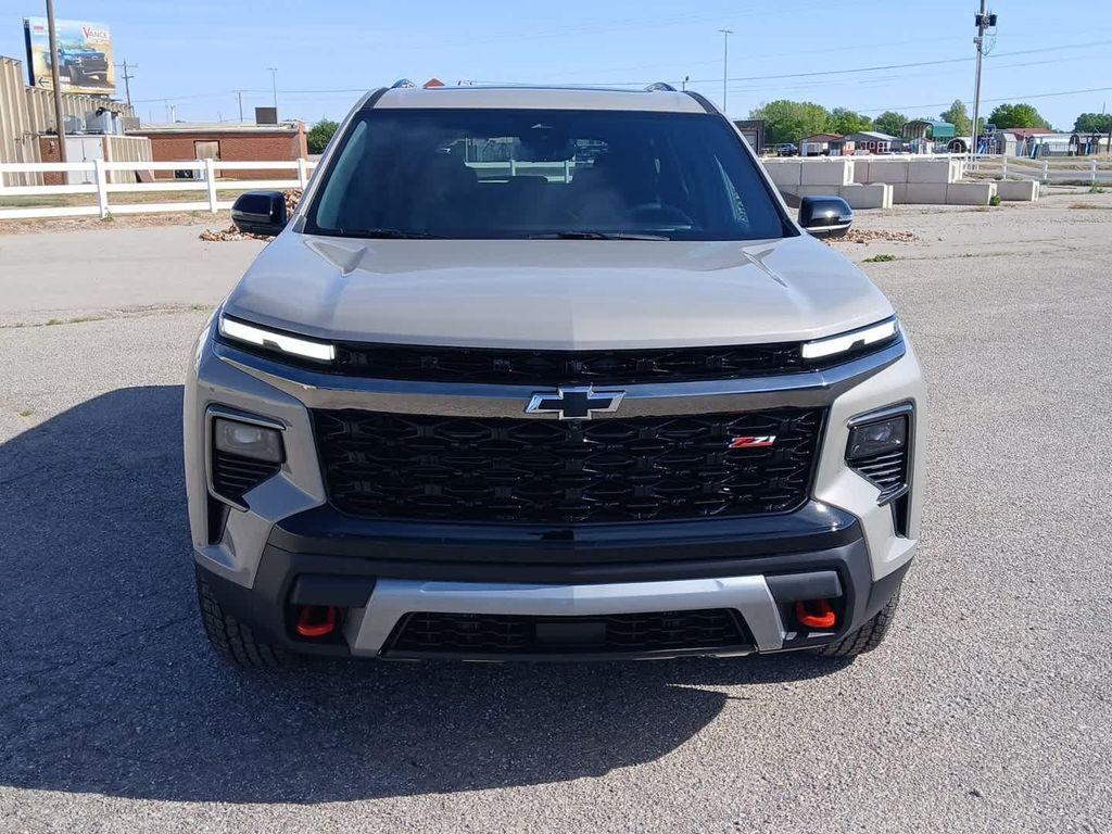 new 2026 Chevrolet Traverse car, priced at $52,609