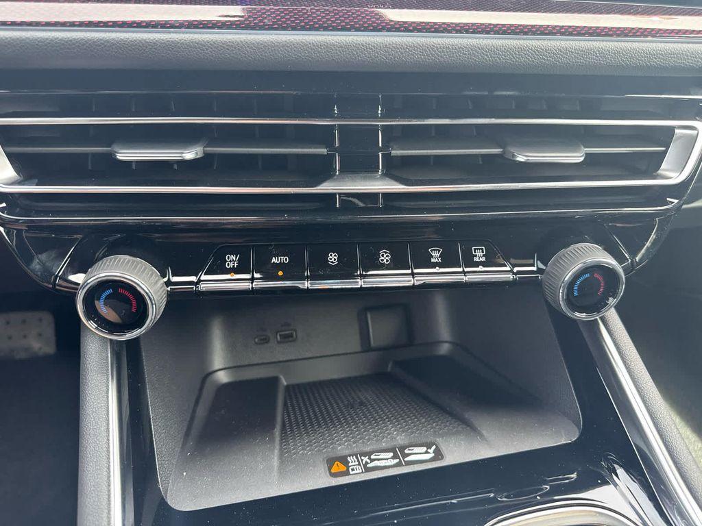 new 2026 Chevrolet Traverse car, priced at $56,504