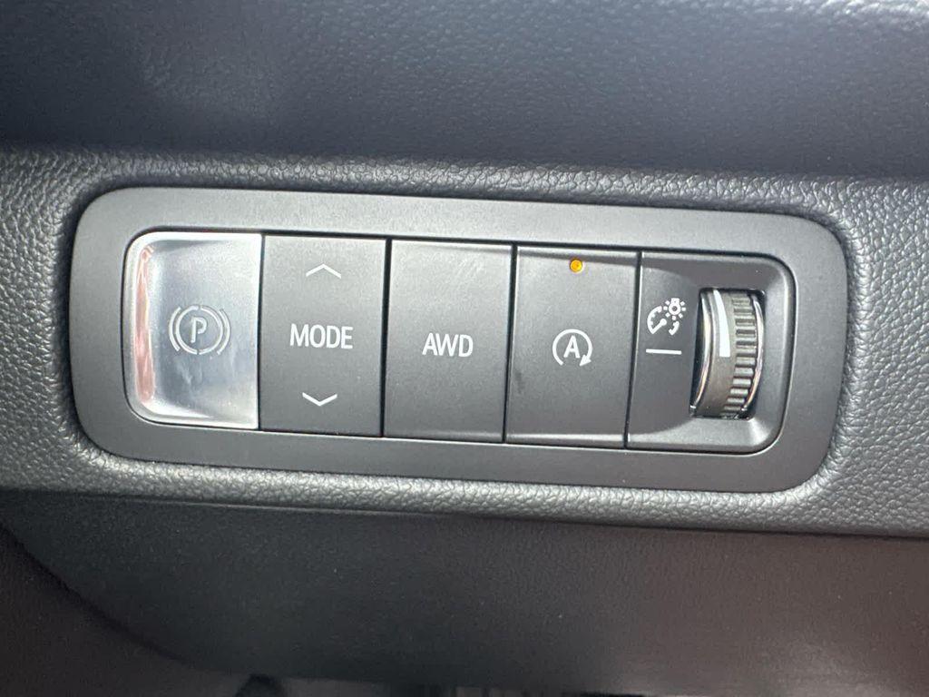new 2026 Chevrolet Traverse car, priced at $56,504