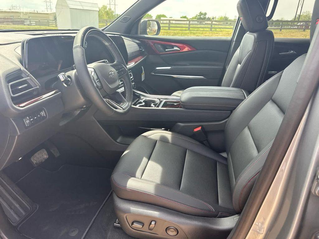 new 2026 Chevrolet Traverse car, priced at $56,504